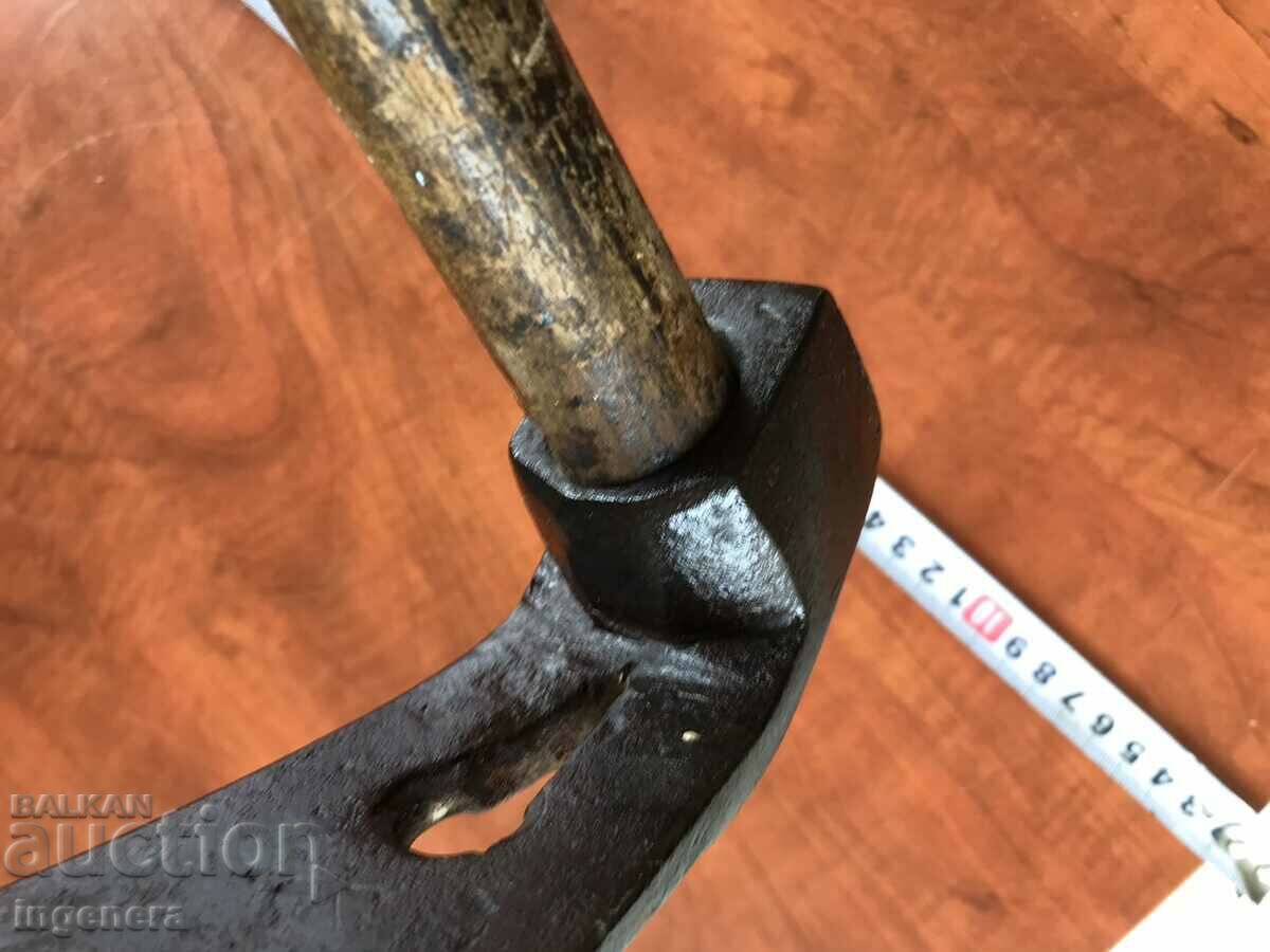 Auction  TESLA OLD SOCIAL TOOL