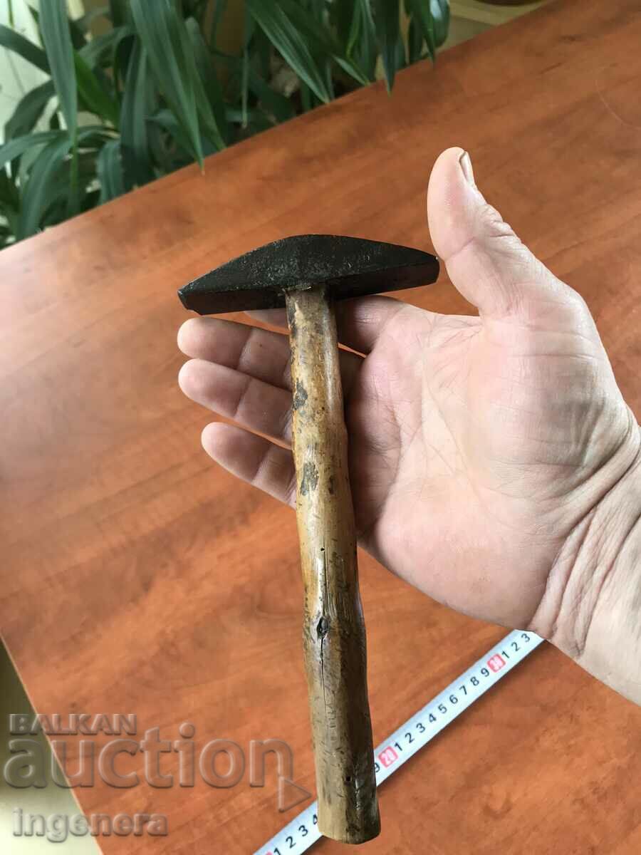 Auction HAMMER HAIR CLAMP ANTIQUE TOOL Auction HAMMER HAIR CLAMP ANTIQUE TOOL