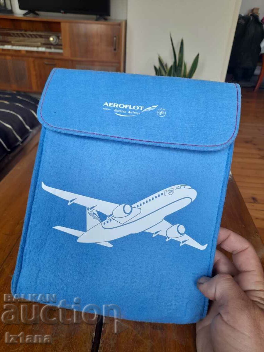 Παλιά τσάντα, τσάντα Aeroflot με τιμή 30.00 BGN | € 15.34 Παλιά τσάντα, τσάντα Aeroflot με τιμή 30.00 BGN | € 15.34