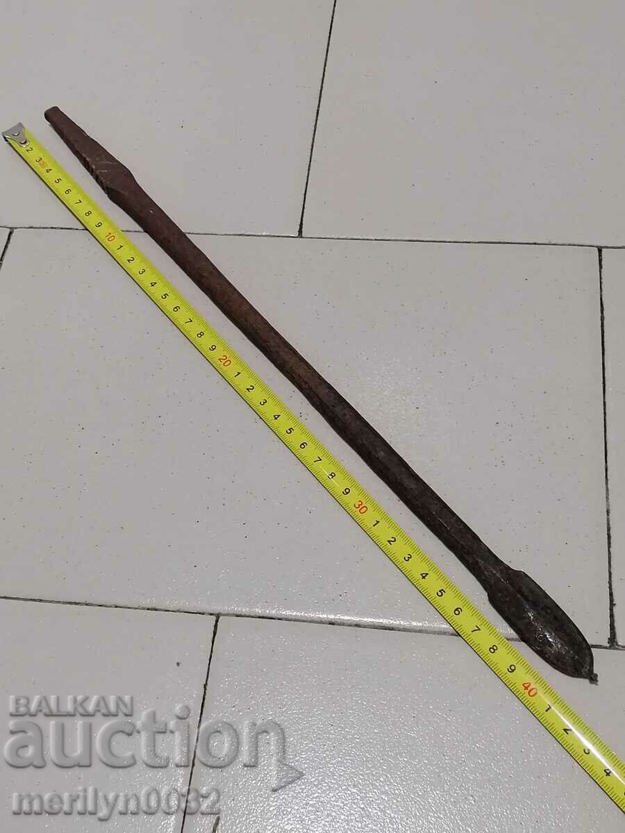 An old bitch, a screwdriver, a wrought iron - 5 An old bitch, a screwdriver, a wrought iron - 5