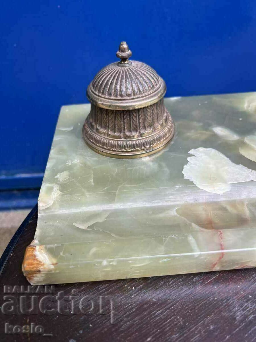 Auction A large malachite inkstand Auction A large malachite inkstand