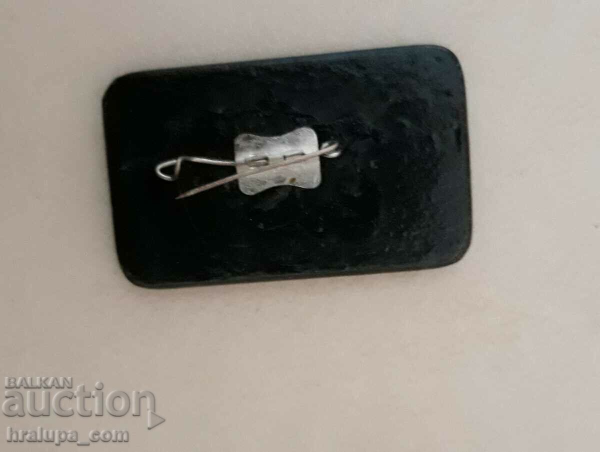 Auction Old Russian brooch miniature lacquer finish Auction Old Russian brooch miniature lacquer finish