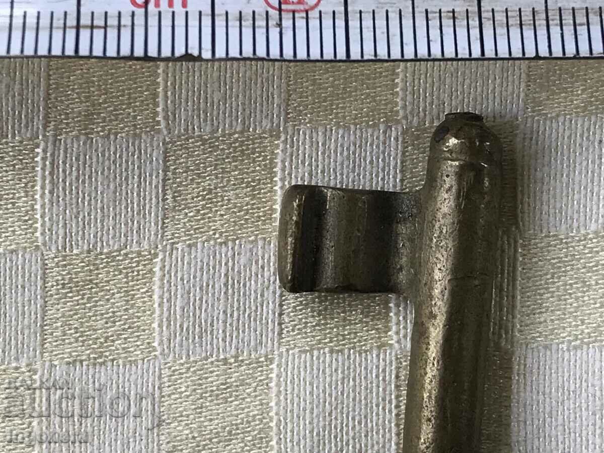 Auction  ANTIQUE KEY FROM GRANDMOTHER AND GRANDFATHER'S CHESTS CUT PADLOCK