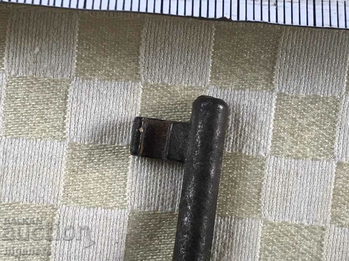 Delivery of ANTIQUE KEY FROM GRANDMOTHER AND GRANDFATHER'S CHESTS CUT PADLOCK Delivery of ANTIQUE KEY FROM GRANDMOTHER AND GRANDFATHER'S CHESTS CUT PADLOCK