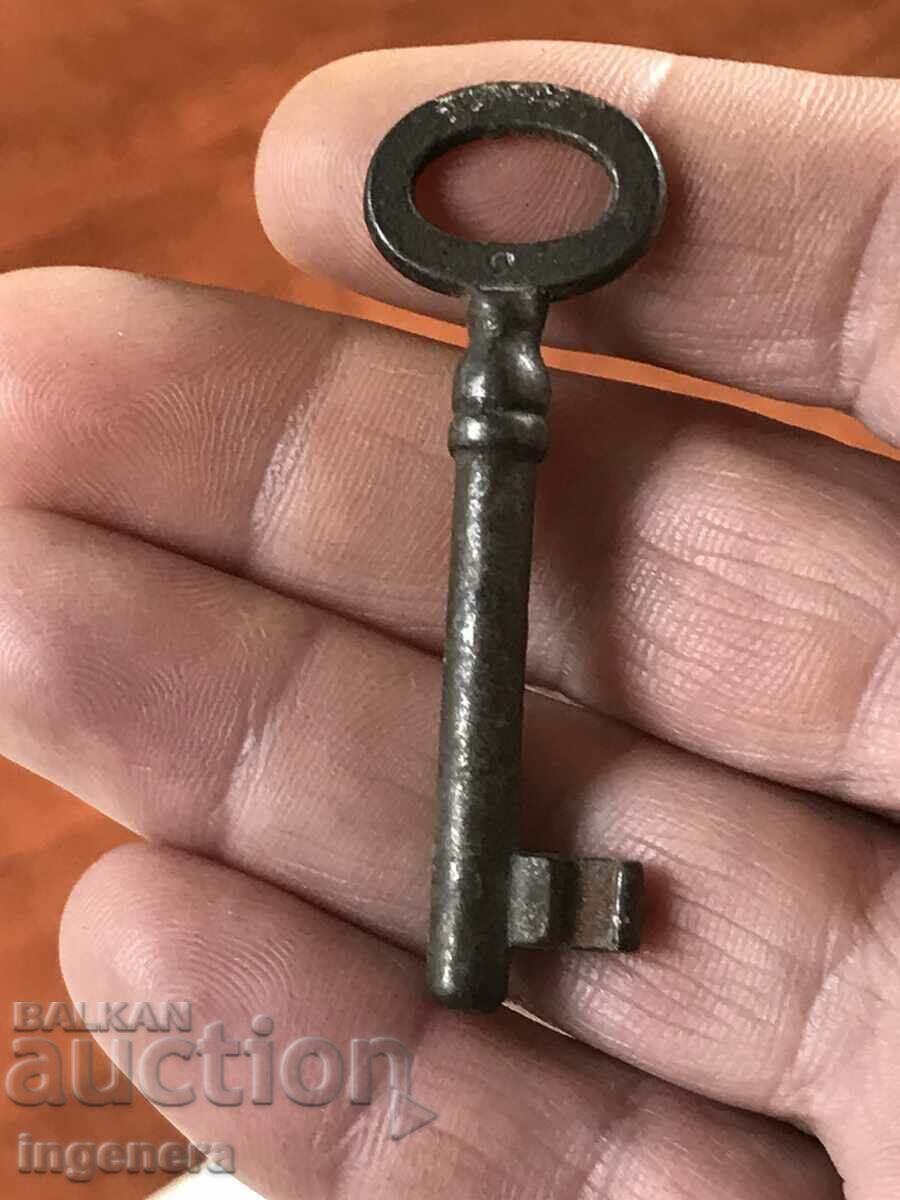 ANTIQUE KEY FROM GRANDMOTHER AND GRANDFATHER'S CHESTS CUT PADLOCK - 5 ANTIQUE KEY FROM GRANDMOTHER AND GRANDFATHER'S CHESTS CUT PADLOCK - 5