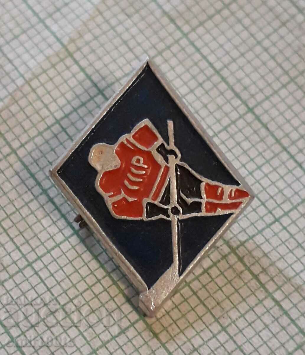 Insigna - jucător de hochei al URSS cu preț 1.00 BGN | € 0.51