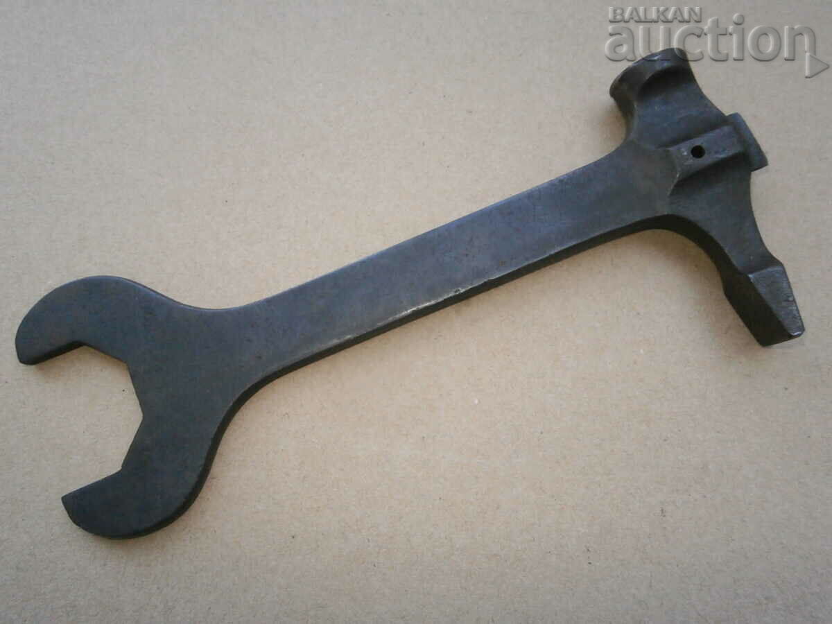 ключ MG 08 WW1 WWI с цена 125.00 лв. | € 63.91 ключ MG 08 WW1 WWI с цена 125.00 лв. | € 63.91