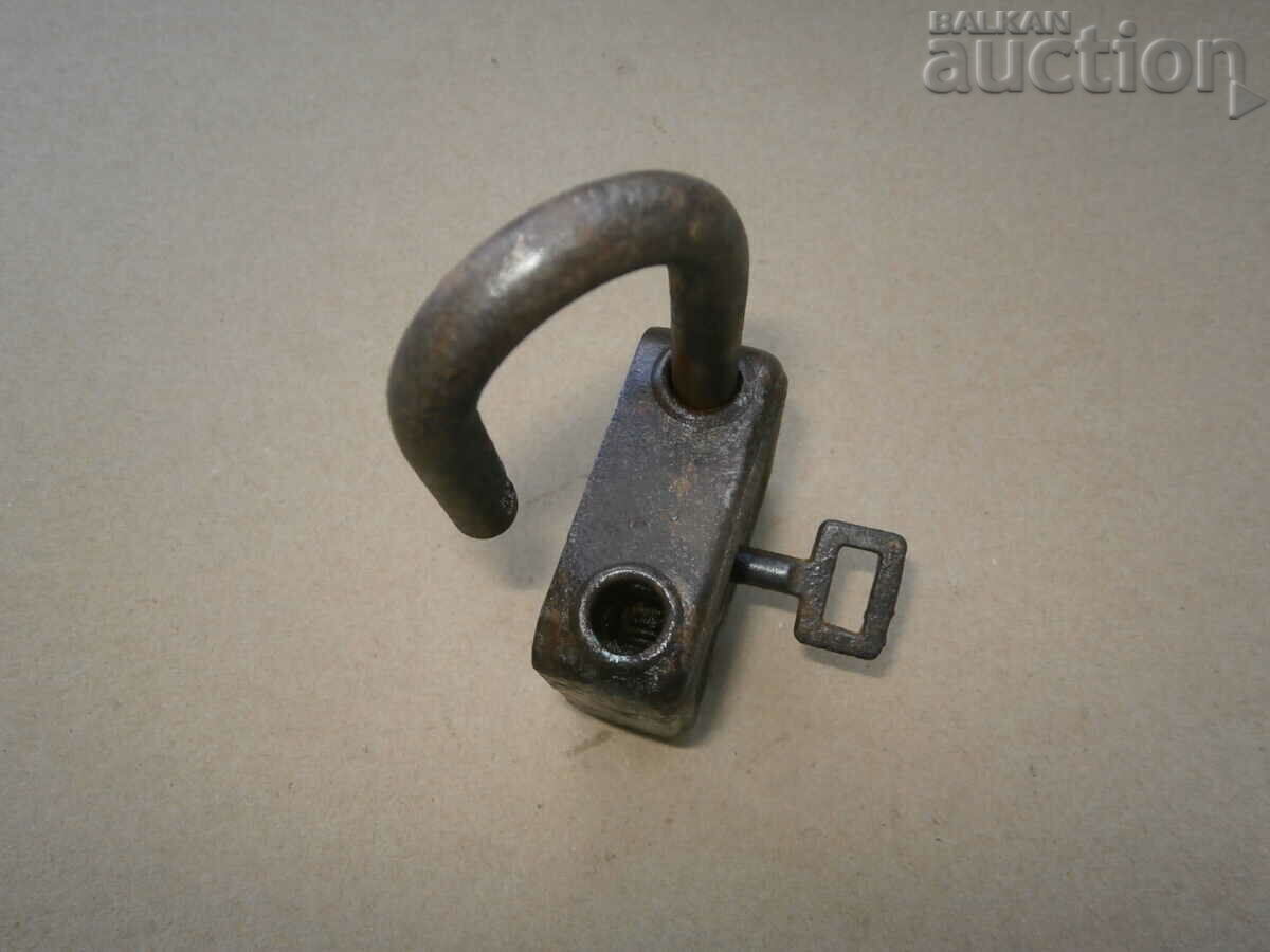 vintage working padlock - 7 vintage working padlock - 7