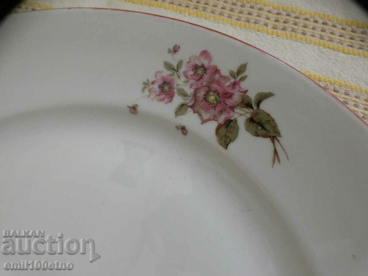 Auction Large plate platter old Bulgarian porcelain Kitka Novi Pazar Auction Large plate platter old Bulgarian porcelain Kitka Novi Pazar