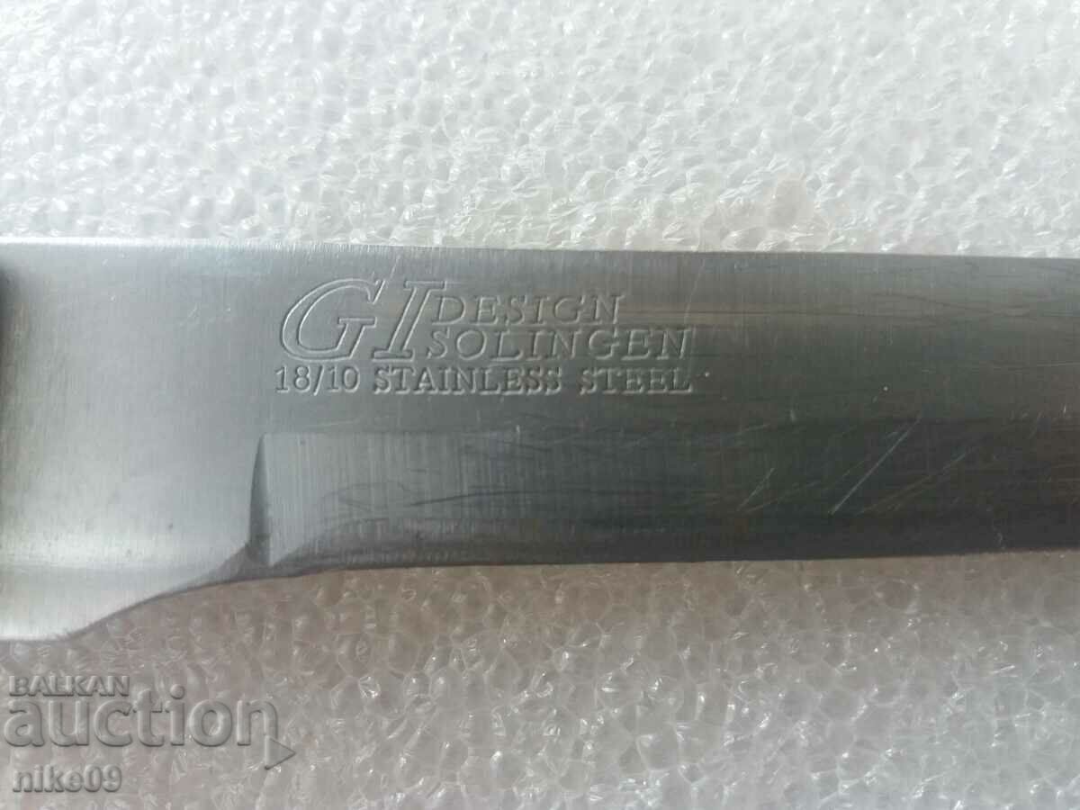 Vintage μαχαίρι Solingen με σήμανση.