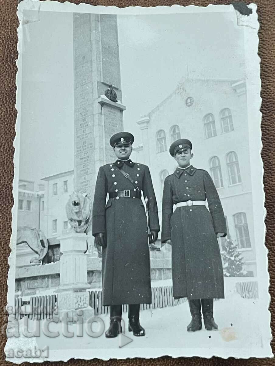 V.N.V.U. in the 40s - 5 V.N.V.U. in the 40s - 5