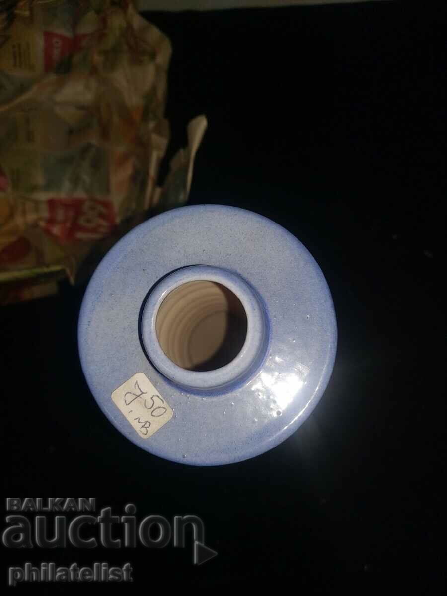 A vase. with price 8.00 BGN | € 4.09 A vase. with price 8.00 BGN | € 4.09