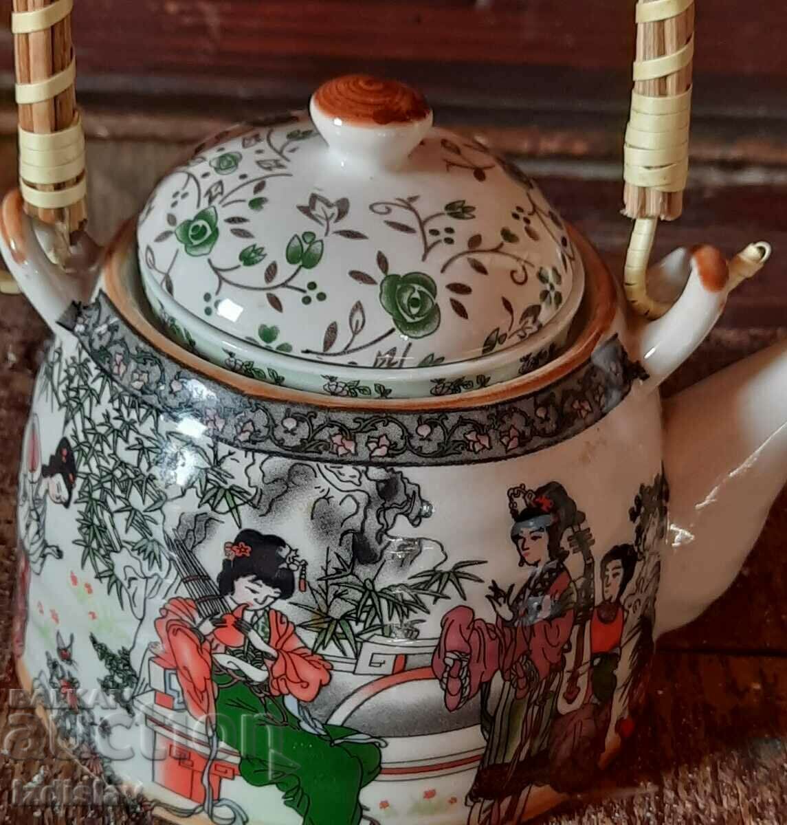 Porcelain handmade Chinese teapot - 5 Porcelain handmade Chinese teapot - 5