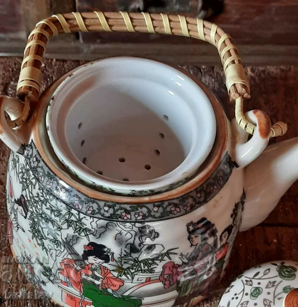 Porcelain handmade Chinese teapot - 6 Porcelain handmade Chinese teapot - 6
