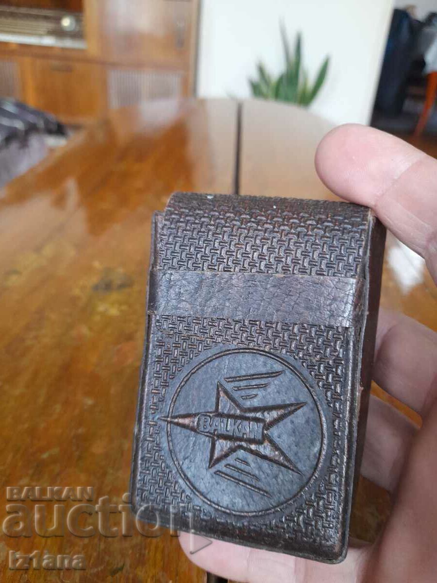 Old cigarette case, cigarette case BGA Balkan, Balkan with price 25.00 BGN | € 12.78 Old cigarette case, cigarette case BGA Balkan, Balkan with price 25.00 BGN | € 12.78