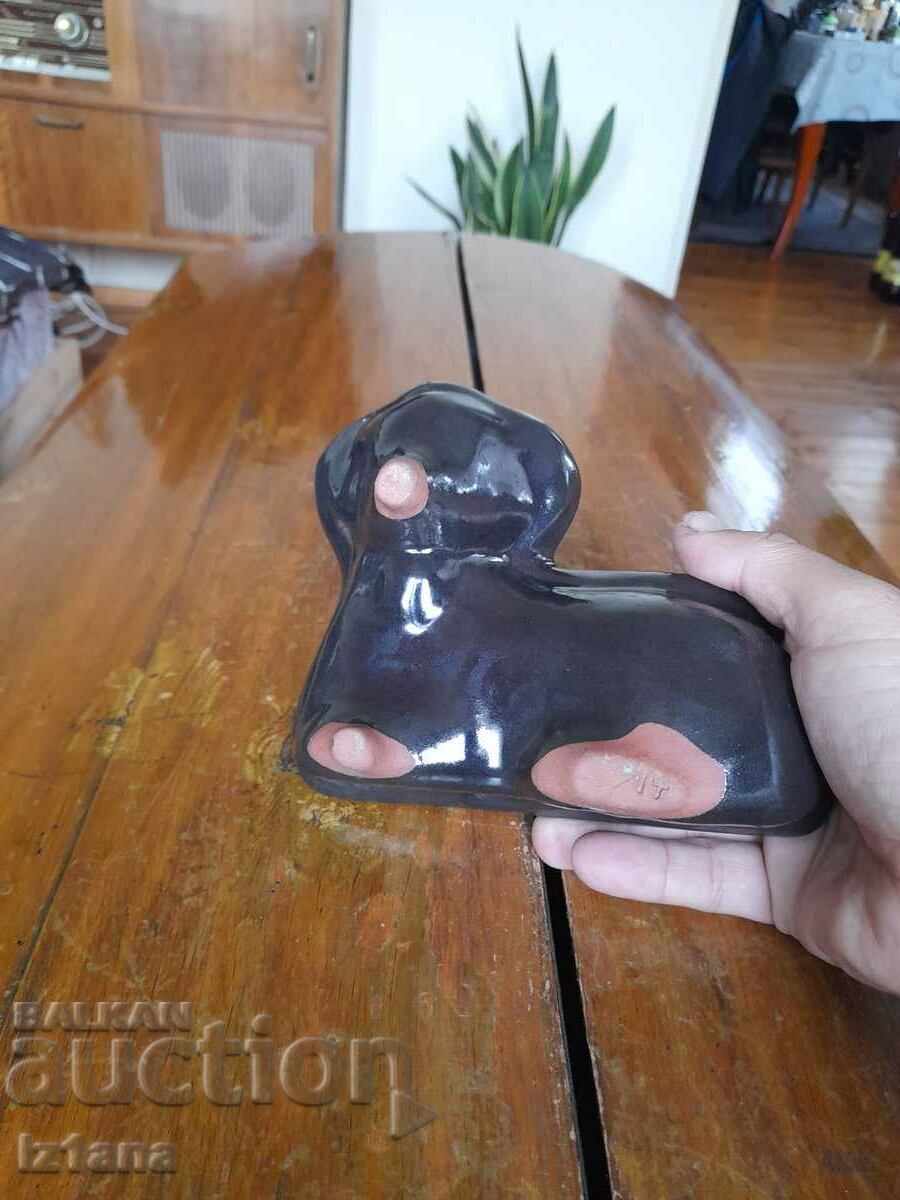 Delivery of Ceramic baking dish, lamb Delivery of Ceramic baking dish, lamb