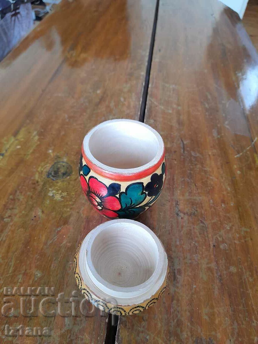 Old wooden box Mushroom - 6 Old wooden box Mushroom - 6