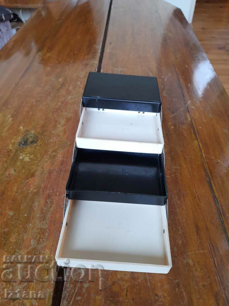 Доставка на Стара кутия за електронни елементи Доставка на Стара кутия за електронни елементи