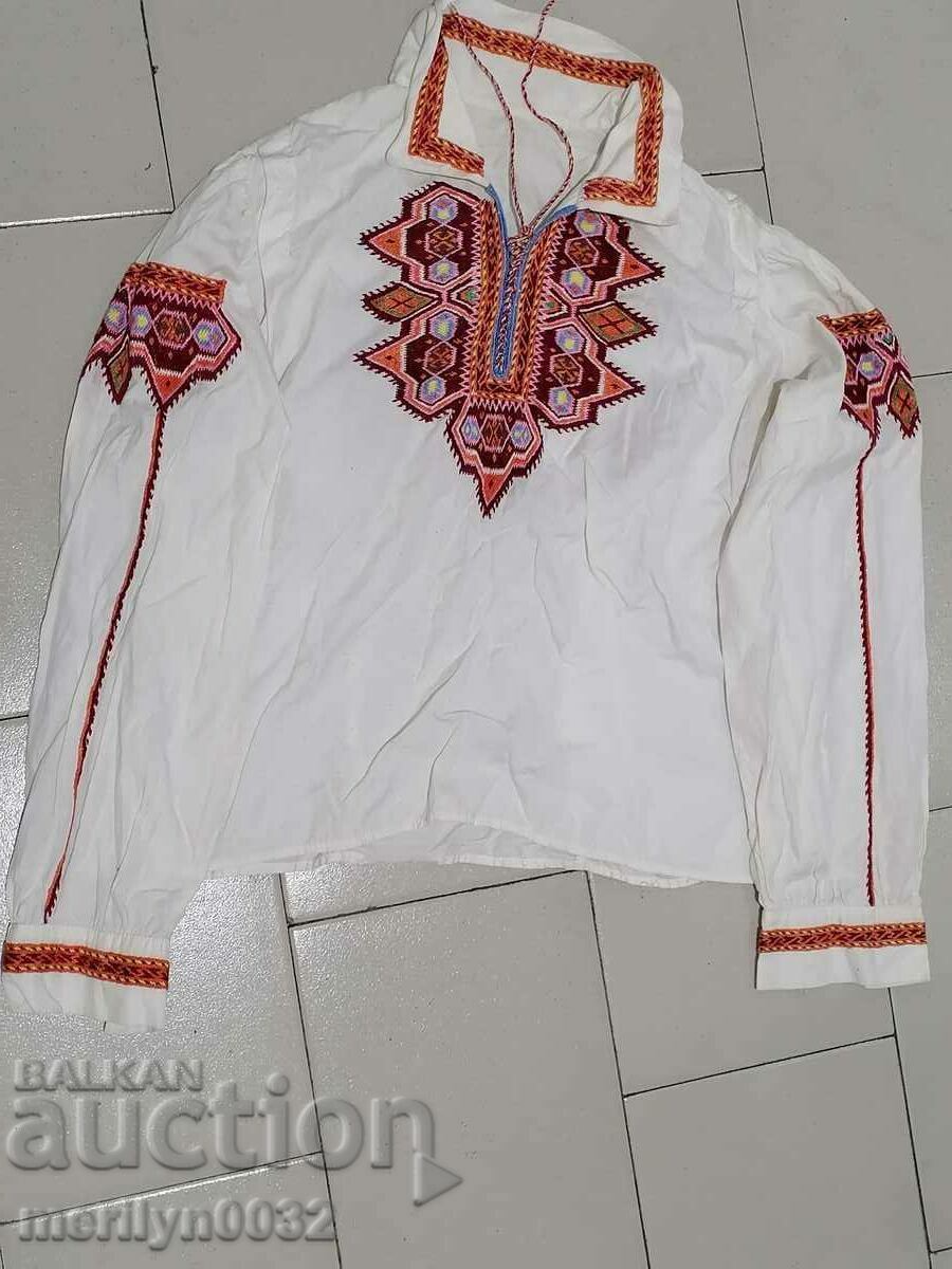 Children's woven shirt with Bulgarian embroidery folk costume embroidery
