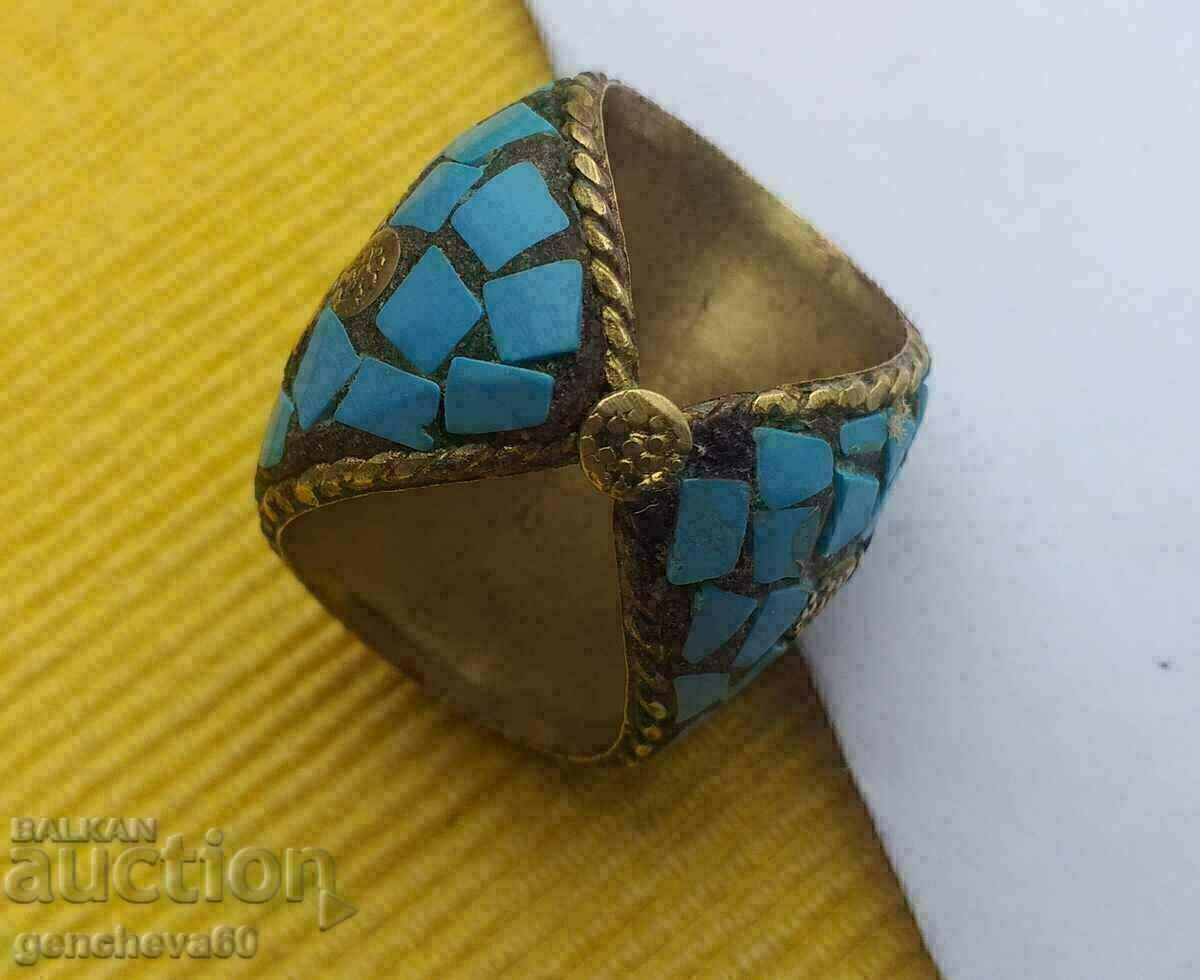 Auction LARGE Tibetan Turquoise Ring Auction LARGE Tibetan Turquoise Ring