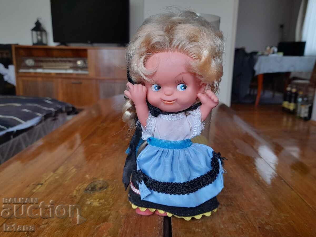An old doll with price 25.00 BGN | € 12.78 An old doll with price 25.00 BGN | € 12.78