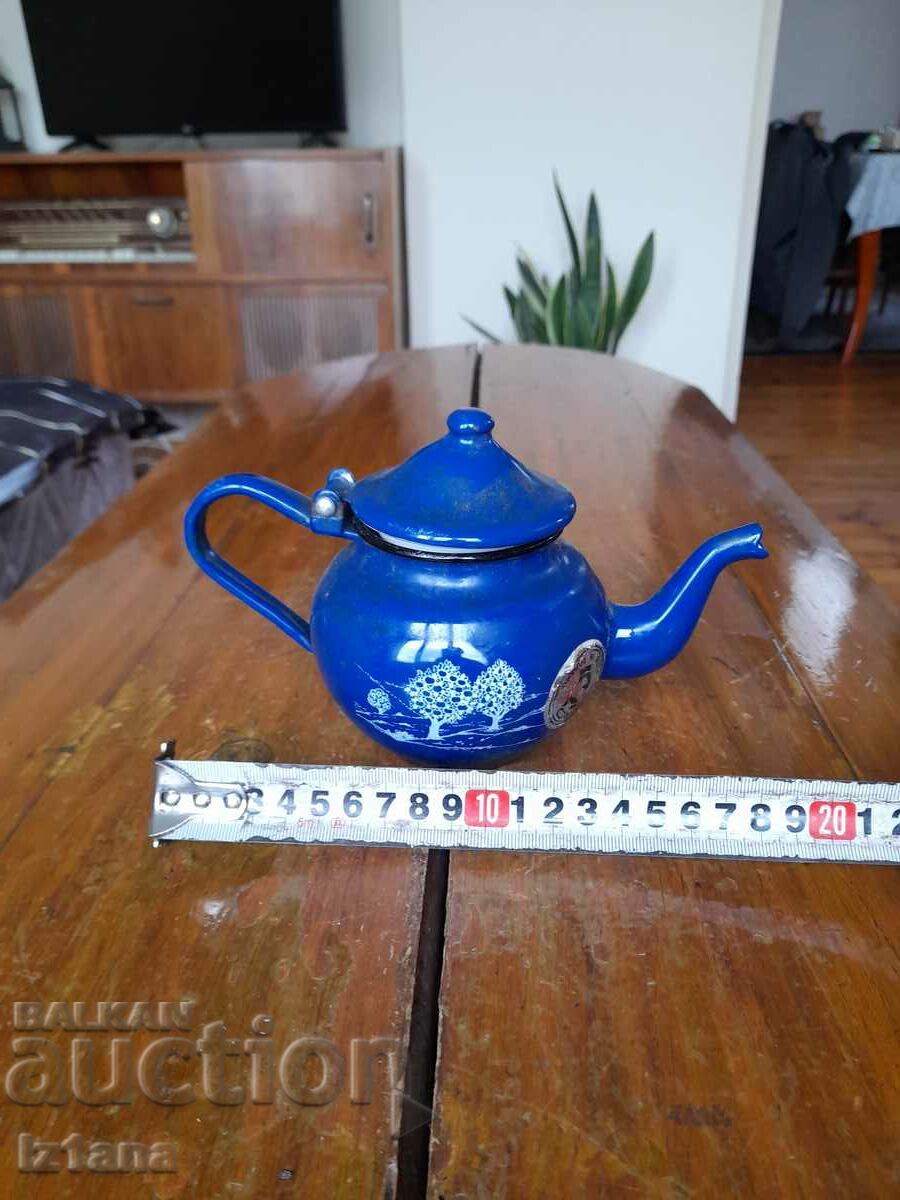 Auction Old enamel teapot Auction Old enamel teapot