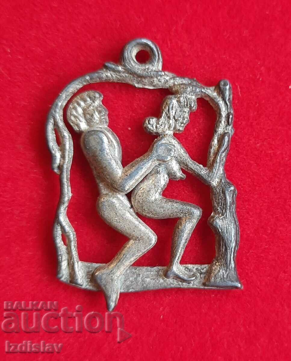 Erotic mechanical locket - 5 Erotic mechanical locket - 5