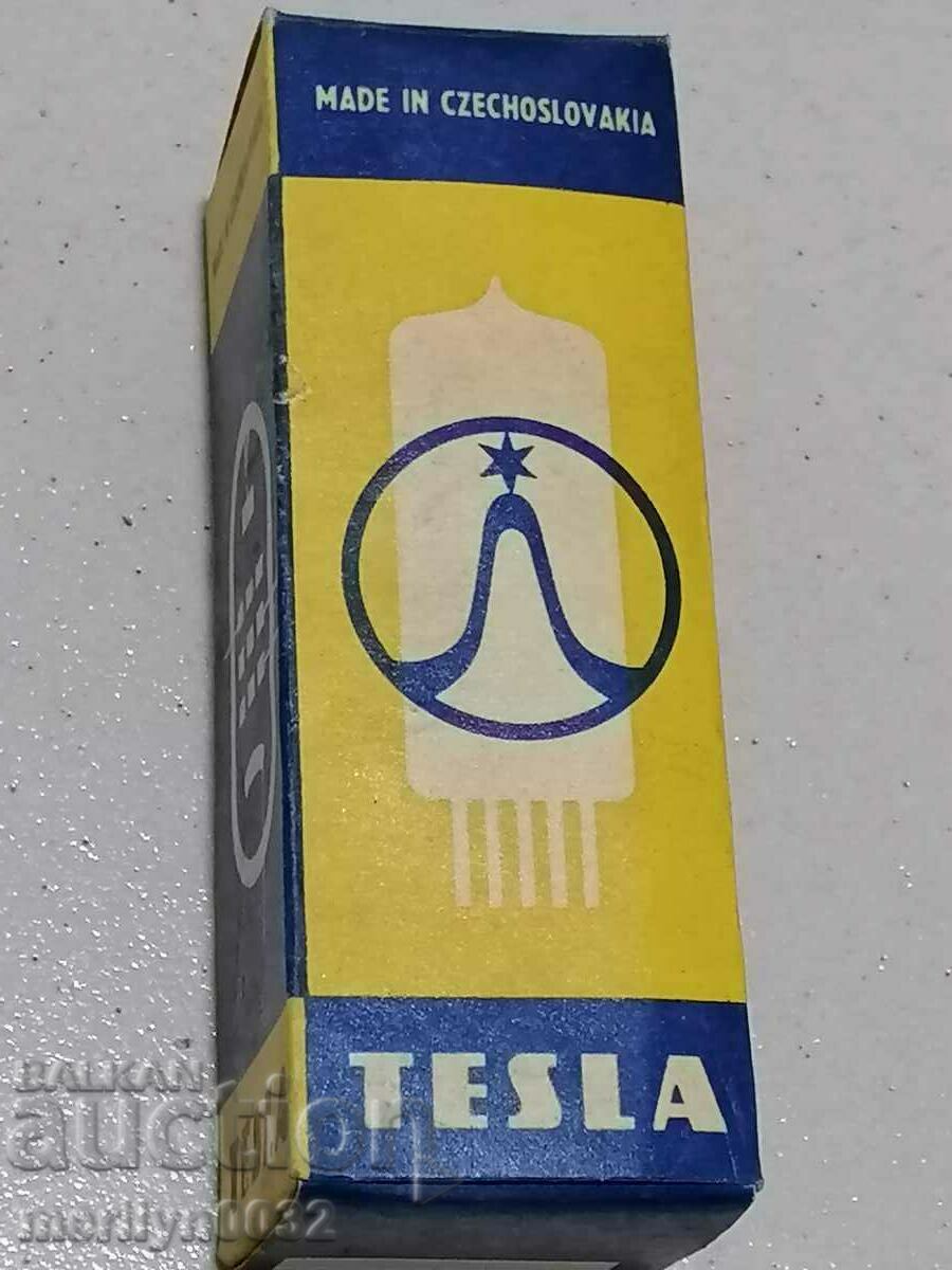 Auction Radio lamp TESLA UY1NS 33 radio set Auction Radio lamp TESLA UY1NS 33 radio set