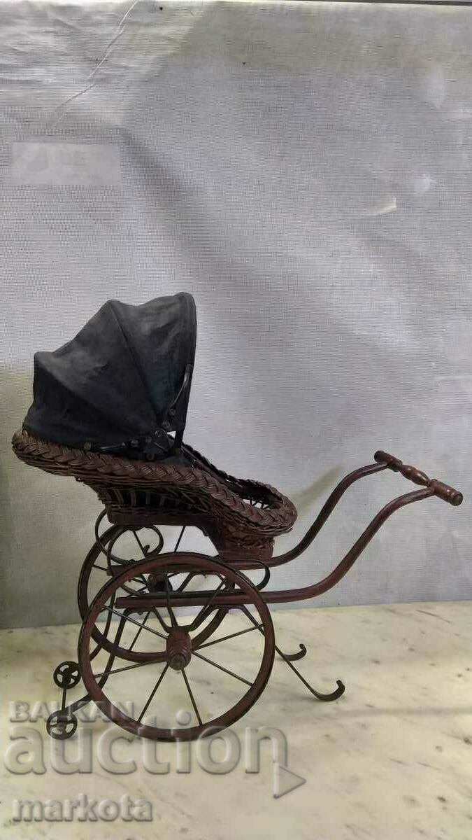 Large vintage doll carriage