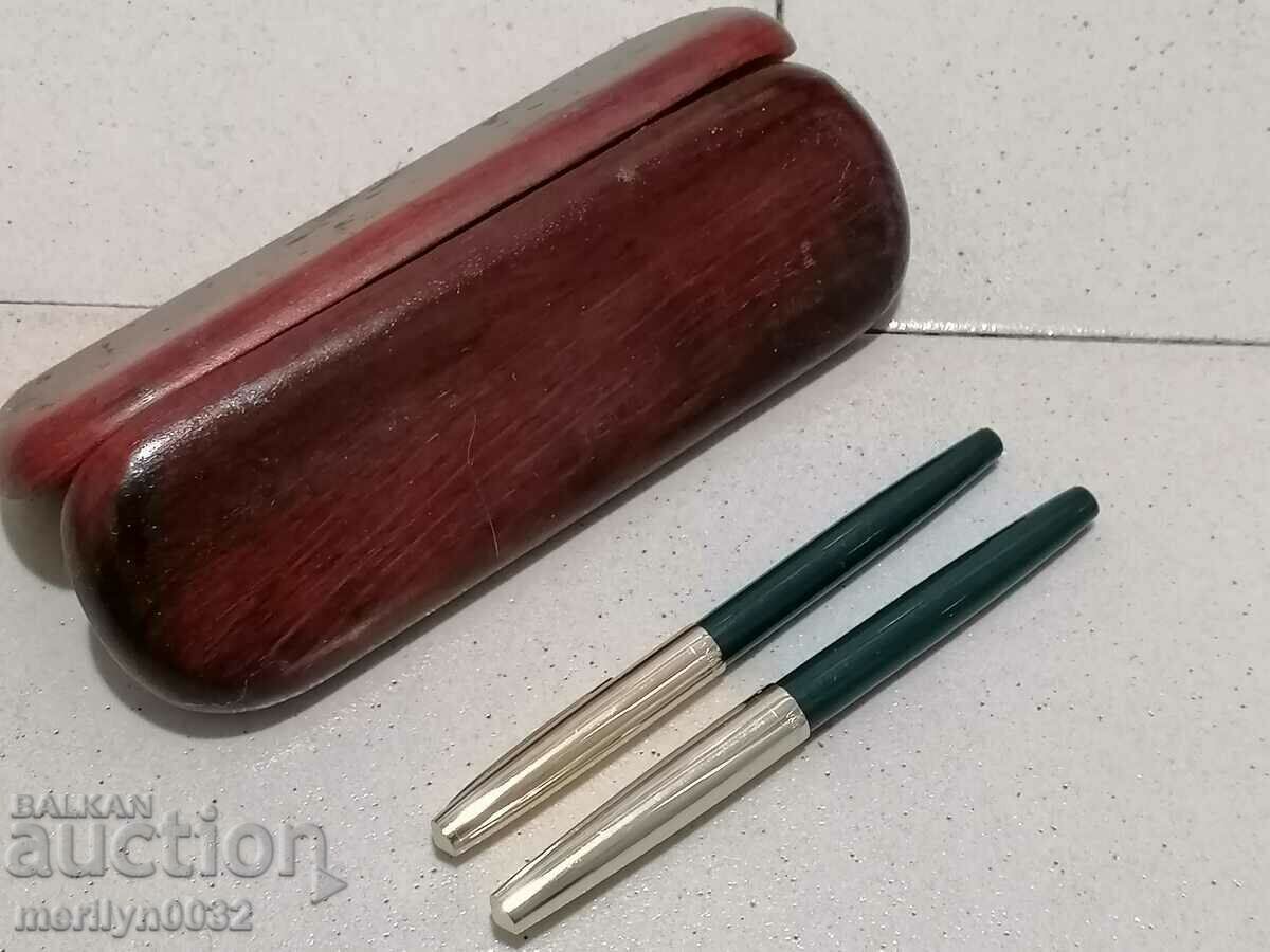 Chinese fountain pen and ballpoint pen 1980s with price 59.00 BGN | € 30.17