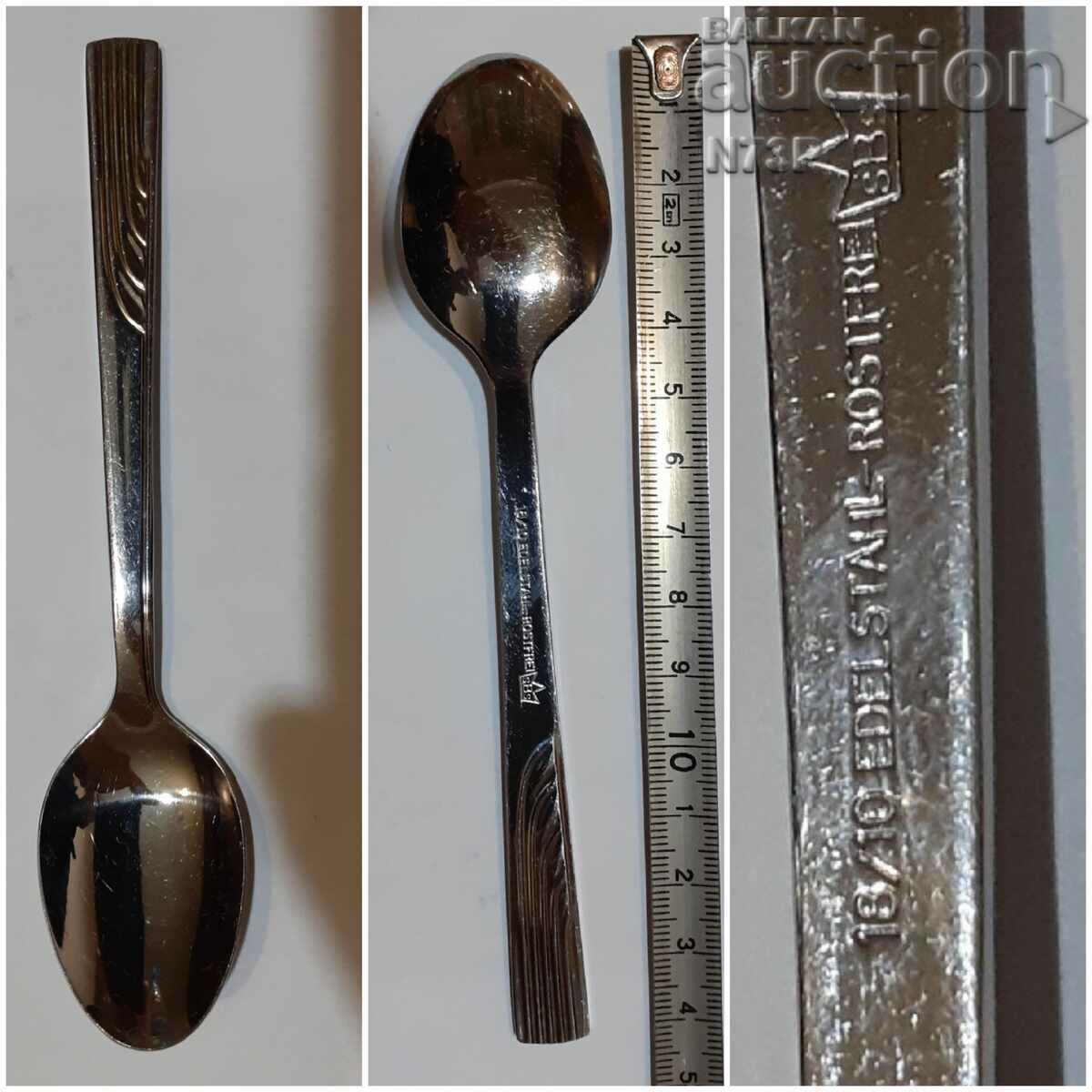 SPOONS. COLLECTION. INTERNATIONAL. - 7 SPOONS. COLLECTION. INTERNATIONAL. - 7