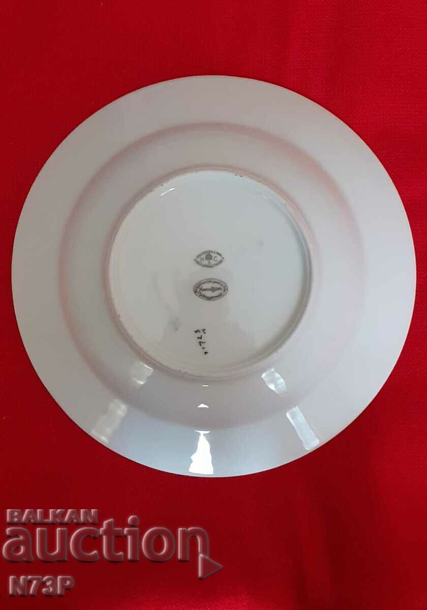 Licitație PLATĂ DE PORCELAN. COLECTIE. Licitație PLATĂ DE PORCELAN. COLECTIE.