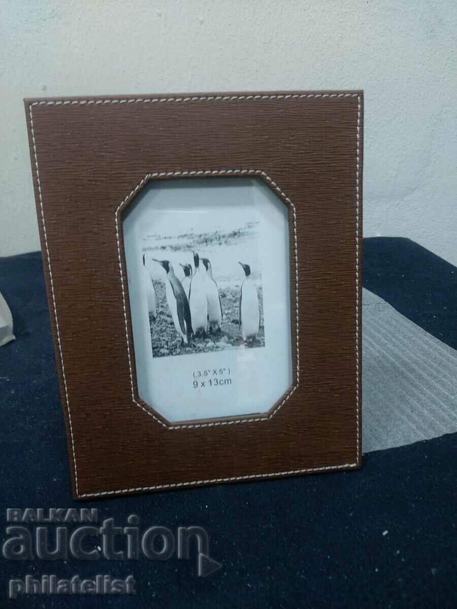 Elegant photo frame #4 with price 8.55 BGN | € 4.37 Elegant photo frame #4 with price 8.55 BGN | € 4.37