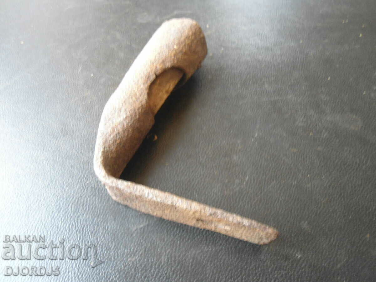 Auction Old tool Auction Old tool