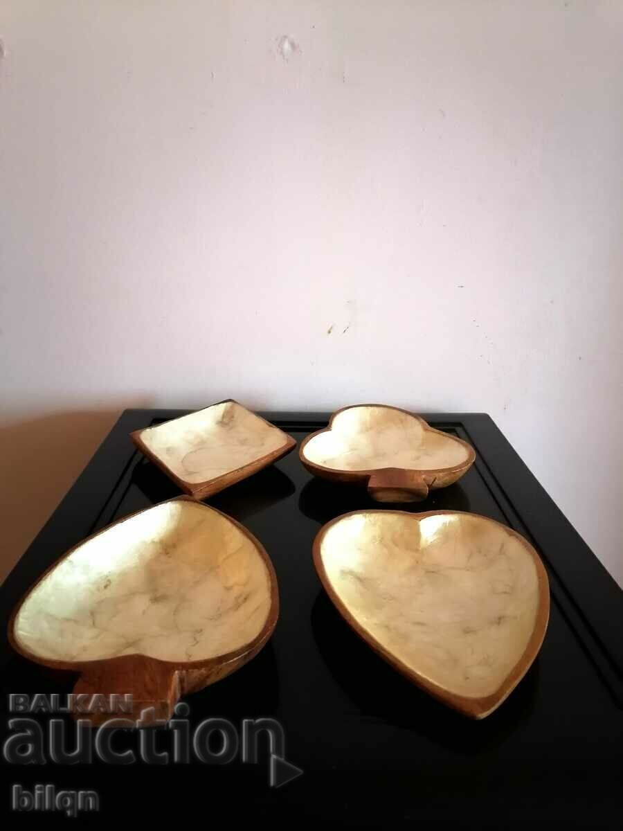 Δημοπρασία Όμορφοι ξύλινοι δίσκοι φρούτων με χρώματα καρτών Mother Of Pearl Δημοπρασία Όμορφοι ξύλινοι δίσκοι φρούτων με χρώματα καρτών Mother Of Pearl