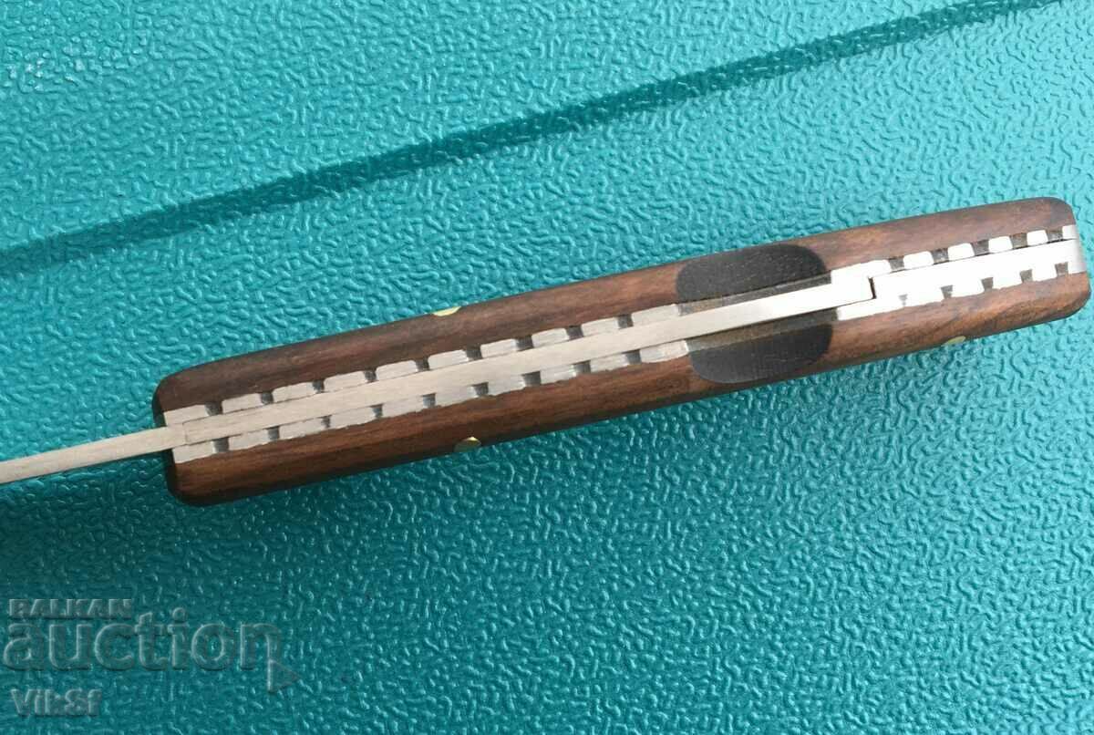 Delivery of Folding knives Walnut 90x210 - Turkey