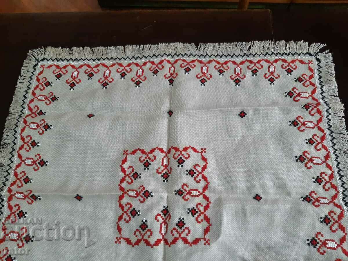 Delivery of Embroidered square, Tischleifer, tablecloth LINEN PANAMA Delivery of Embroidered square, Tischleifer, tablecloth LINEN PANAMA