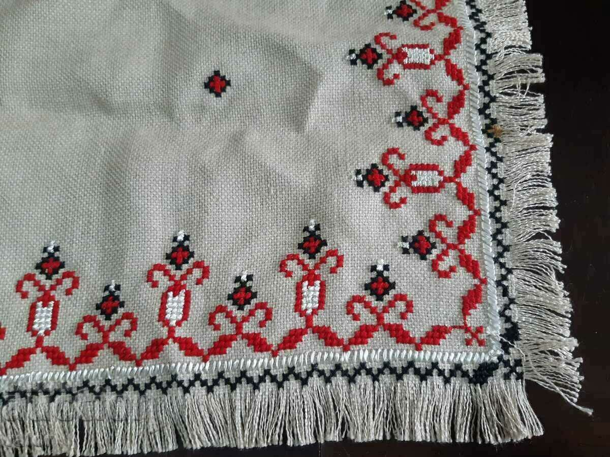 Embroidered square, Tischleifer, tablecloth LINEN PANAMA - 6 Embroidered square, Tischleifer, tablecloth LINEN PANAMA - 6