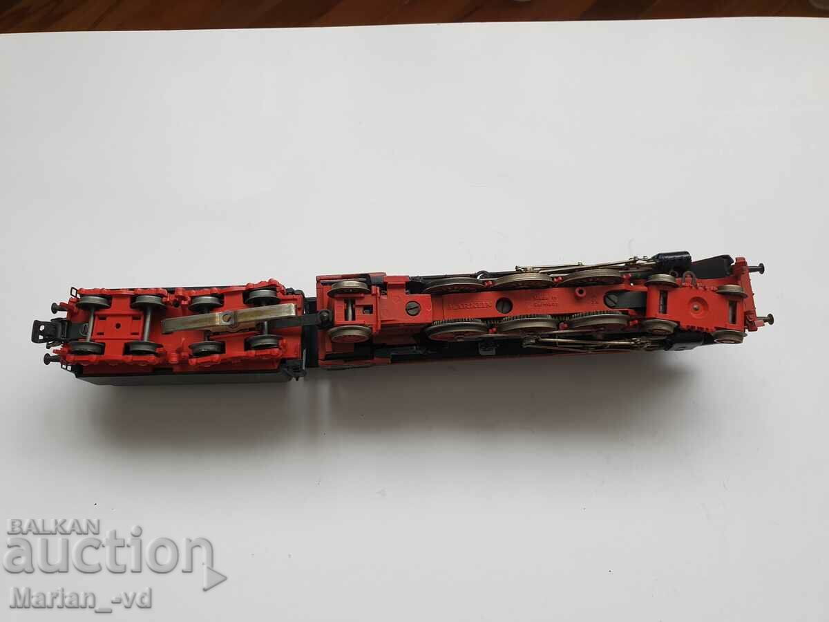 Auction  Marklin DB 003160-9 Steam Locomotive