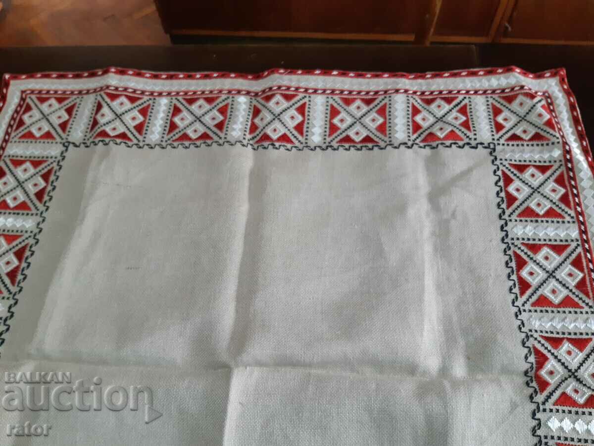 Auction Embroidered square, Tischleifer, tablecloth LINEN PANAMA Auction Embroidered square, Tischleifer, tablecloth LINEN PANAMA