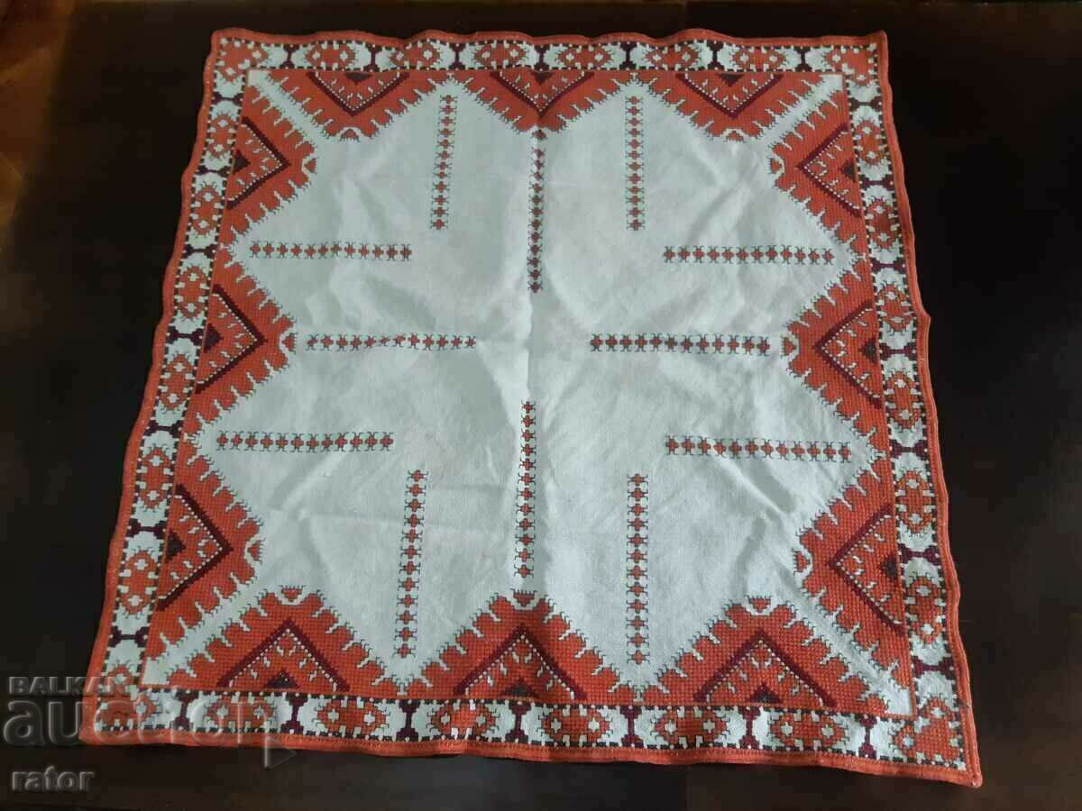 Delivery of Embroidered checks, tablecloths LINEN PANAMA - 5 pieces. Square Delivery of Embroidered checks, tablecloths LINEN PANAMA - 5 pieces. Square