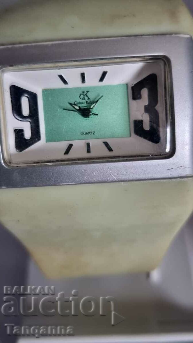 Watch with price 10.00 BGN | € 5.11 Watch with price 10.00 BGN | € 5.11