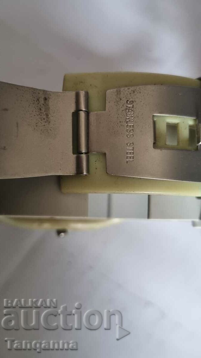 Auction Watch Auction Watch