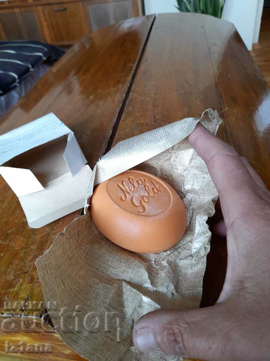 Delivery of Old Nela Gold soap Delivery of Old Nela Gold soap