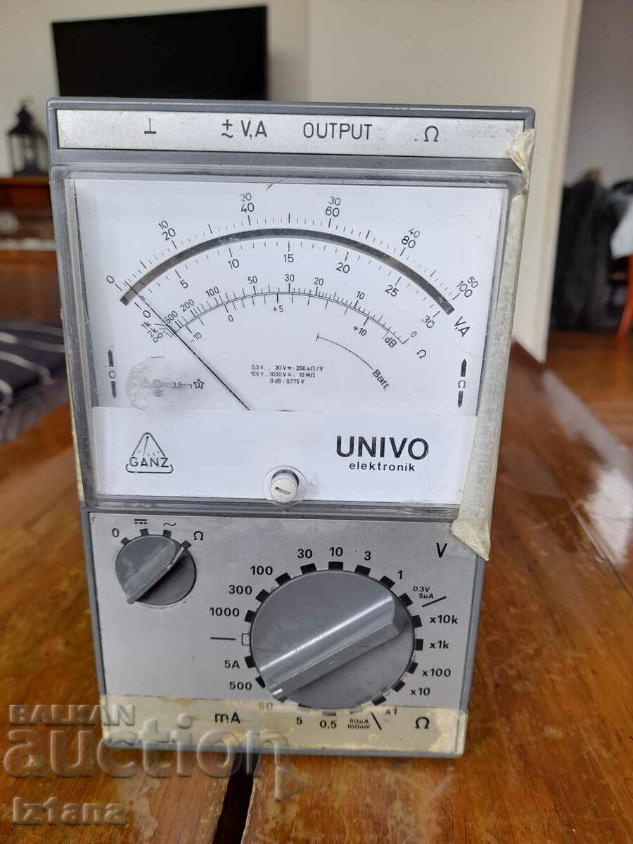 Un multimetru Univo vechi cu preț 30.00 BGN | € 15.34