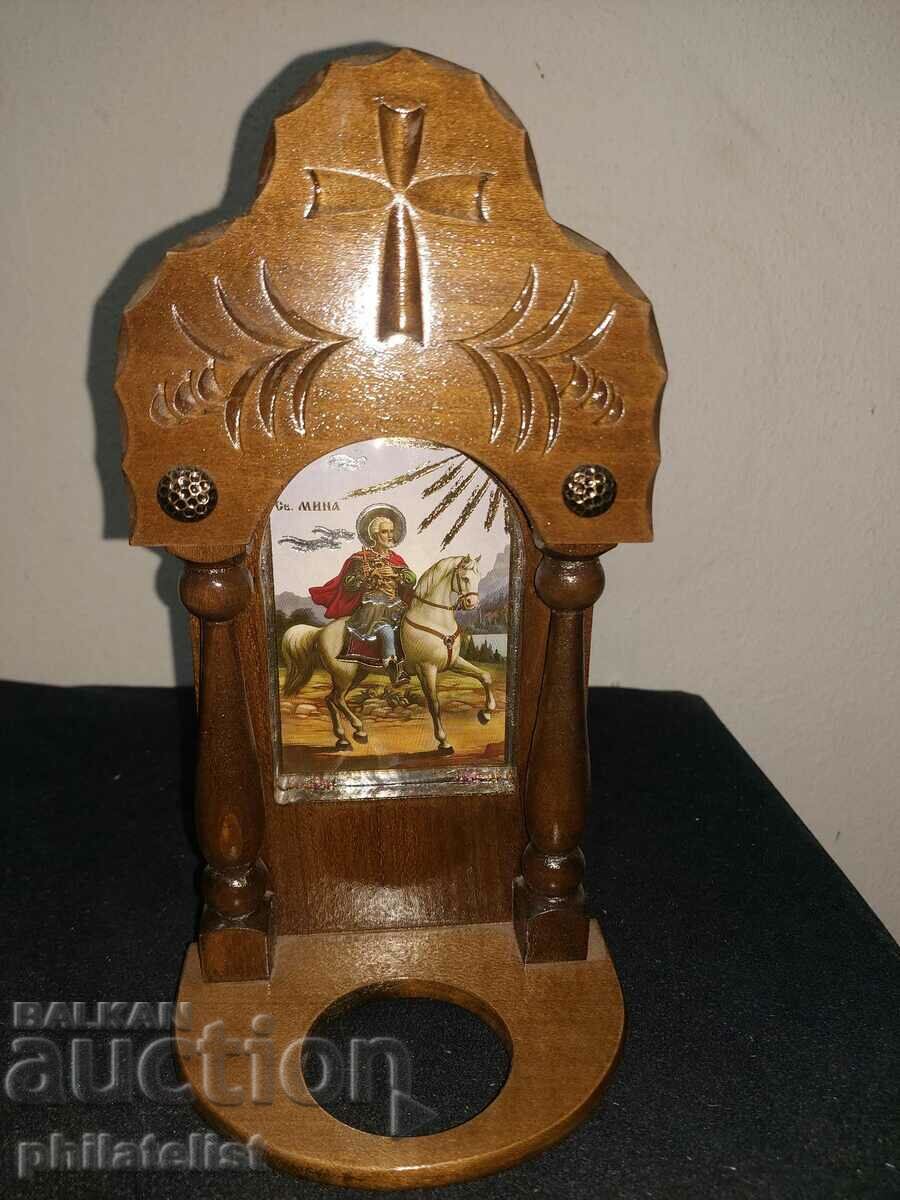 Wooden souvenir with an icon