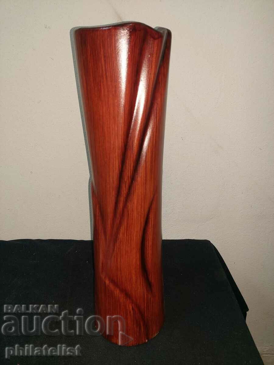 Керамична ваза - голяма