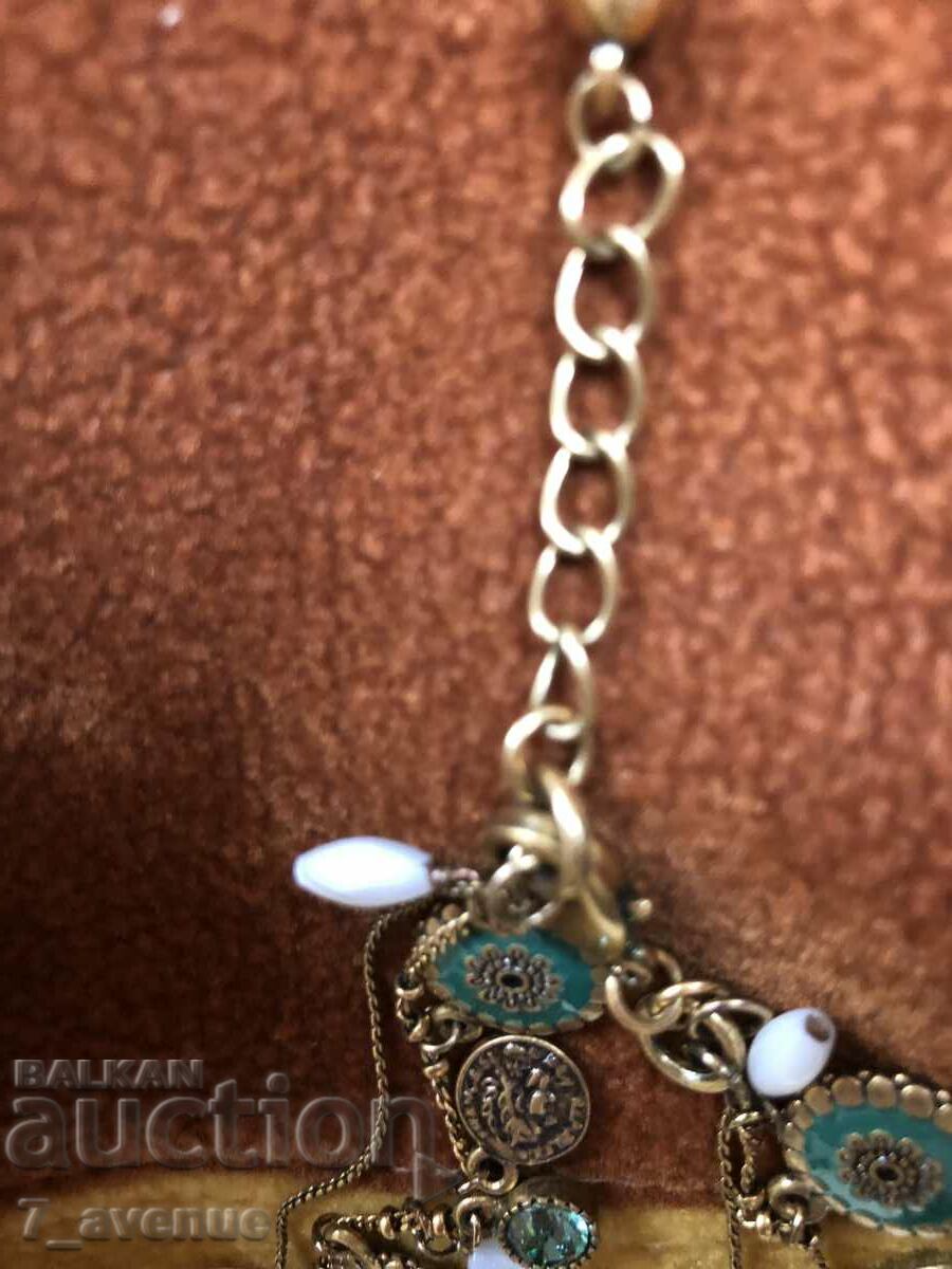 Delivery of BRACELET rich Delivery of BRACELET rich