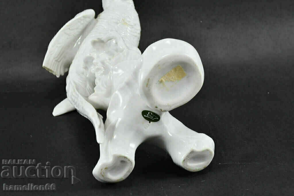 Porcelain statuette. parrot Ens porcelain, rare - 6 Porcelain statuette. parrot Ens porcelain, rare - 6