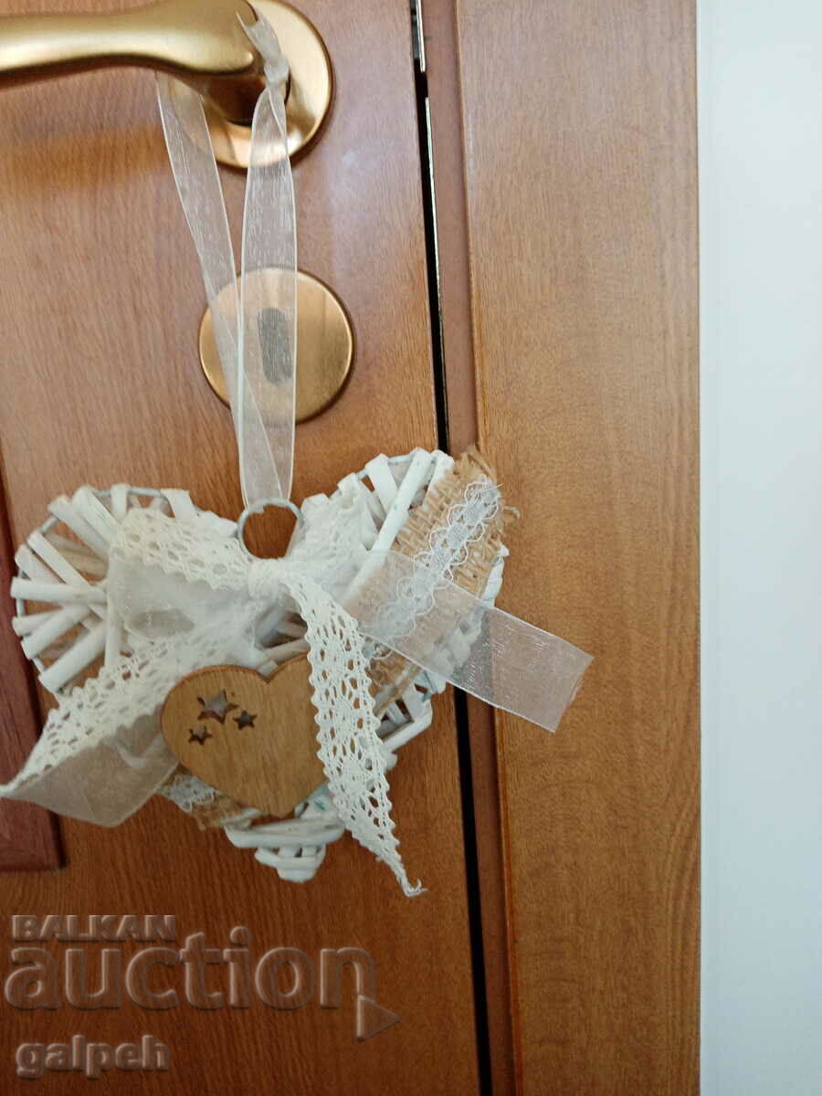 Auction DECORATION Auction DECORATION